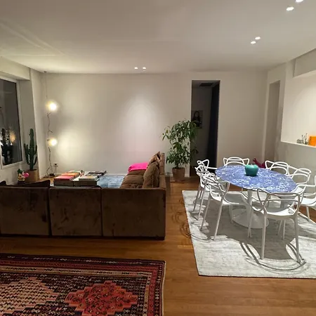 Luxury Attic In The - Garage Prenotabile Apartmán *